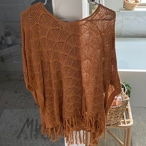Grand & Lace Poncho!